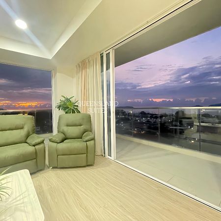 Queensland Suites At Aru Suites, Кота-Кінабалу Екстер'єр фото