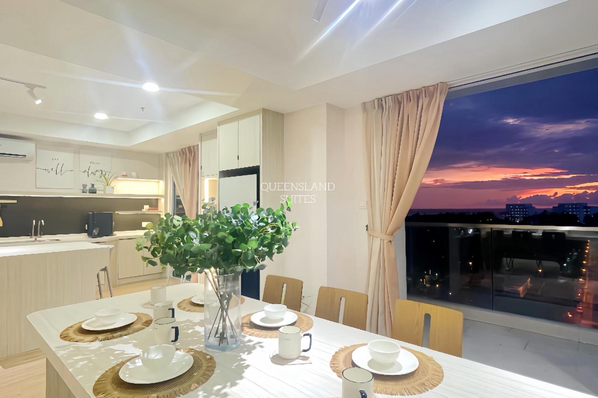 Queensland Suites At Aru Suites, Кота-Кінабалу Екстер'єр фото